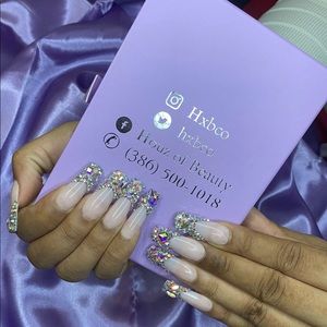 Custom press on nails